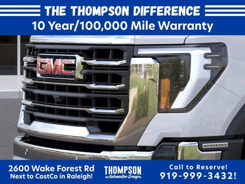 New 2025 GMC Sierra 2500 SLT w/ SLT Premium Package AWD/4WD image 16
