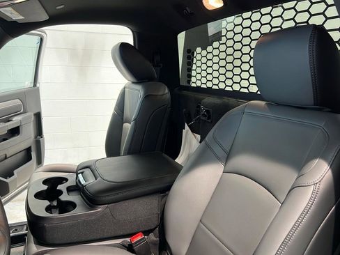 New 2024 RAM 3500 Tradesman image 26