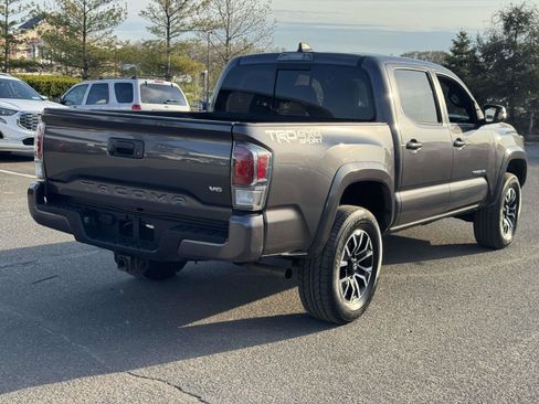 Used 2023 Toyota Tacoma TRD Sport AWD/4WD image 6