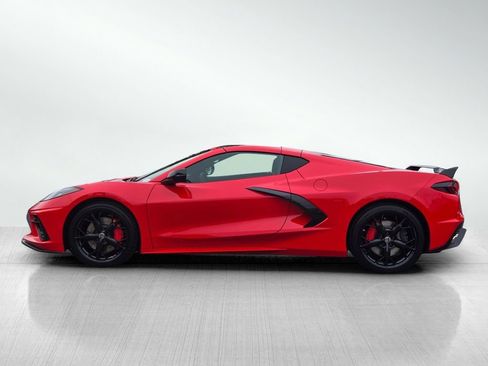 Used 2021 Chevrolet Corvette Stingray Premium Cpe w/ Z51 Performance Package RWD image 7