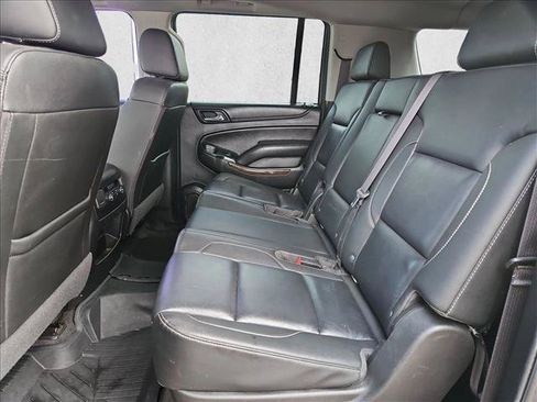 Used 2020 Chevrolet Suburban LT w/ Luxury Package AWD/4WD image 25