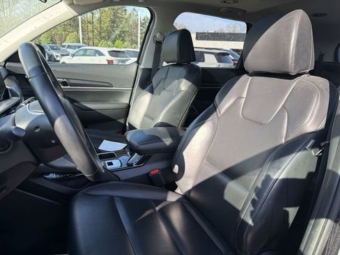 Certified 2025 Kia Telluride S image 11