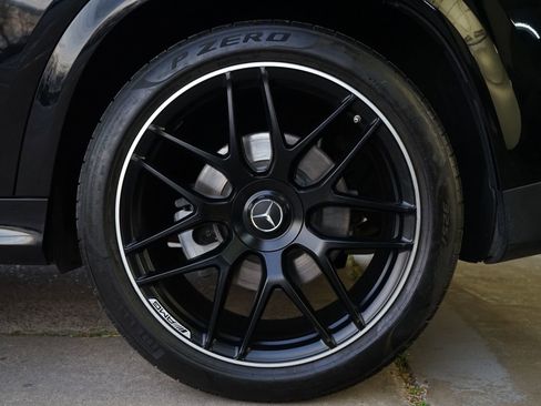 Used 2021 Mercedes-Benz GLE 53 AMG GLE 53 AMG image 30