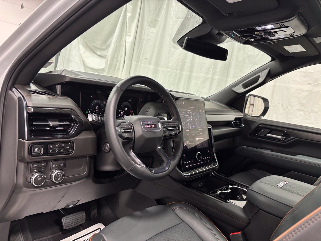 Used 2026 GMC Yukon XL AT4 AWD/4WD image 15