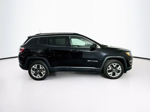 Used 2018 Jeep Compass Limited w/ Navigation Group AWD/4WD image 10