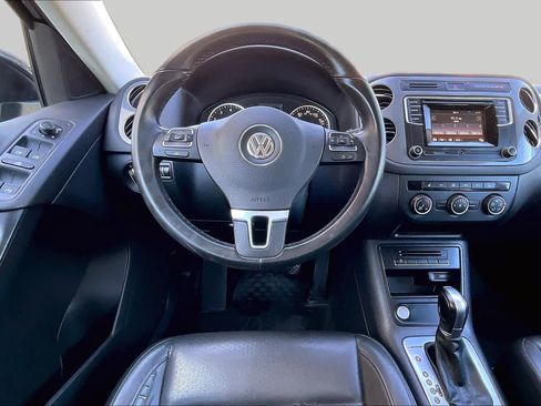 Used 2016 Volkswagen Tiguan S AWD/4WD image 6