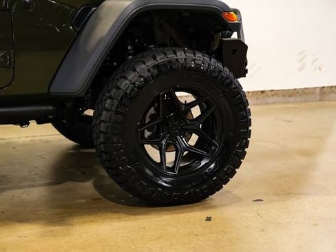 Used 2023 Jeep Gladiator Mojave w/ LED Lighting Group image 30