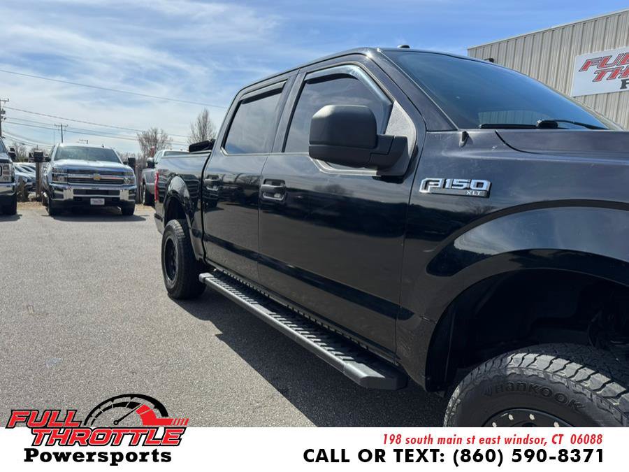 Used 2017 Ford F150 XLT AWD/4WD image 2