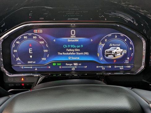 Used 2025 Chevrolet Silverado 1500 LT Trail Boss w/ Convenience Package II image 11