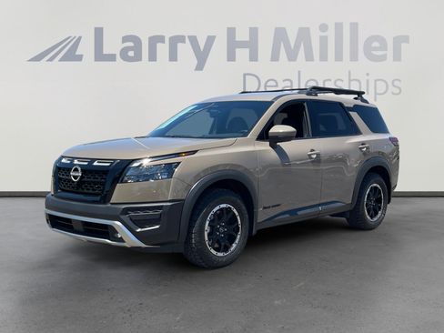 Certified 2023 Nissan Pathfinder Rock Creek AWD/4WD image 1