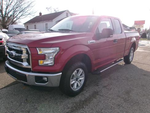 Used 2015 Ford F150 XLT w/ Equipment Group 301A Mid image 1