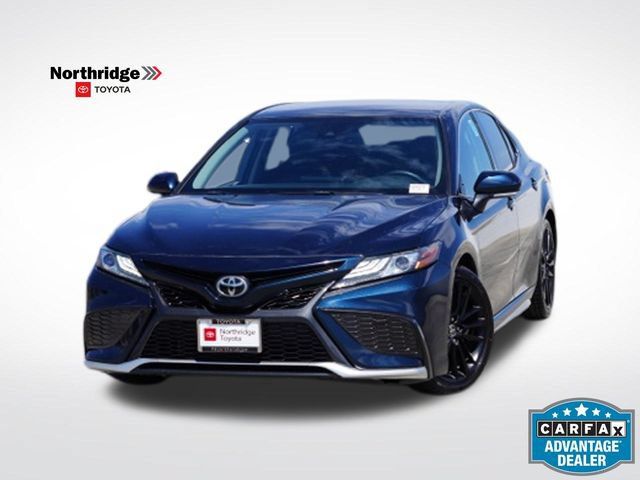 Used 2021 Toyota Camry XSE w/ Carpet Mat Package (TMS) FWD image 1