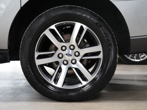 Used 2024 Ford Expedition Max Limited RWD image 26