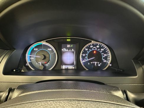 Used 2015 Toyota Camry XLE image 29