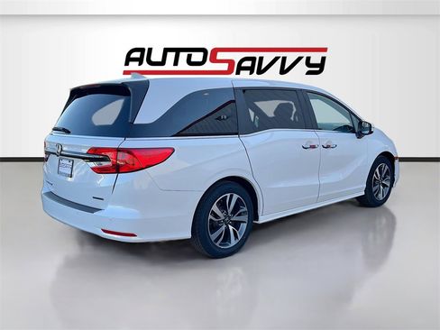 Used 2023 Honda Odyssey Touring image 7