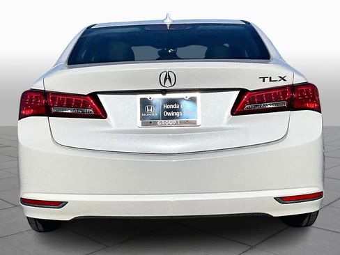 Used 2020 Acura TLX image 4