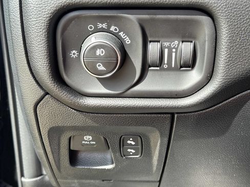 New 2026 RAM 1500 4x4 Crew Cab image 20
