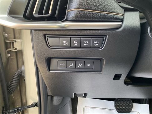 Certified 2025 MAZDA CX-70 3.3 Turbo w/ Premium Package image 15