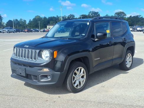 Used 2017 Jeep Renegade Latitude AWD/4WD image 1
