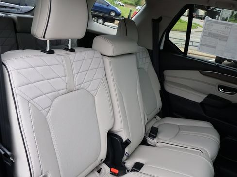 New 2026 Honda Pilot Elite image 12