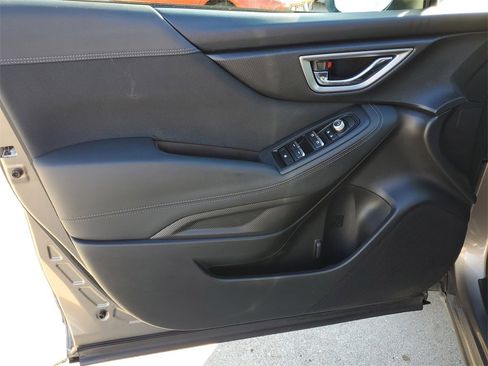 Used 2020 Subaru Forester Premium image 20