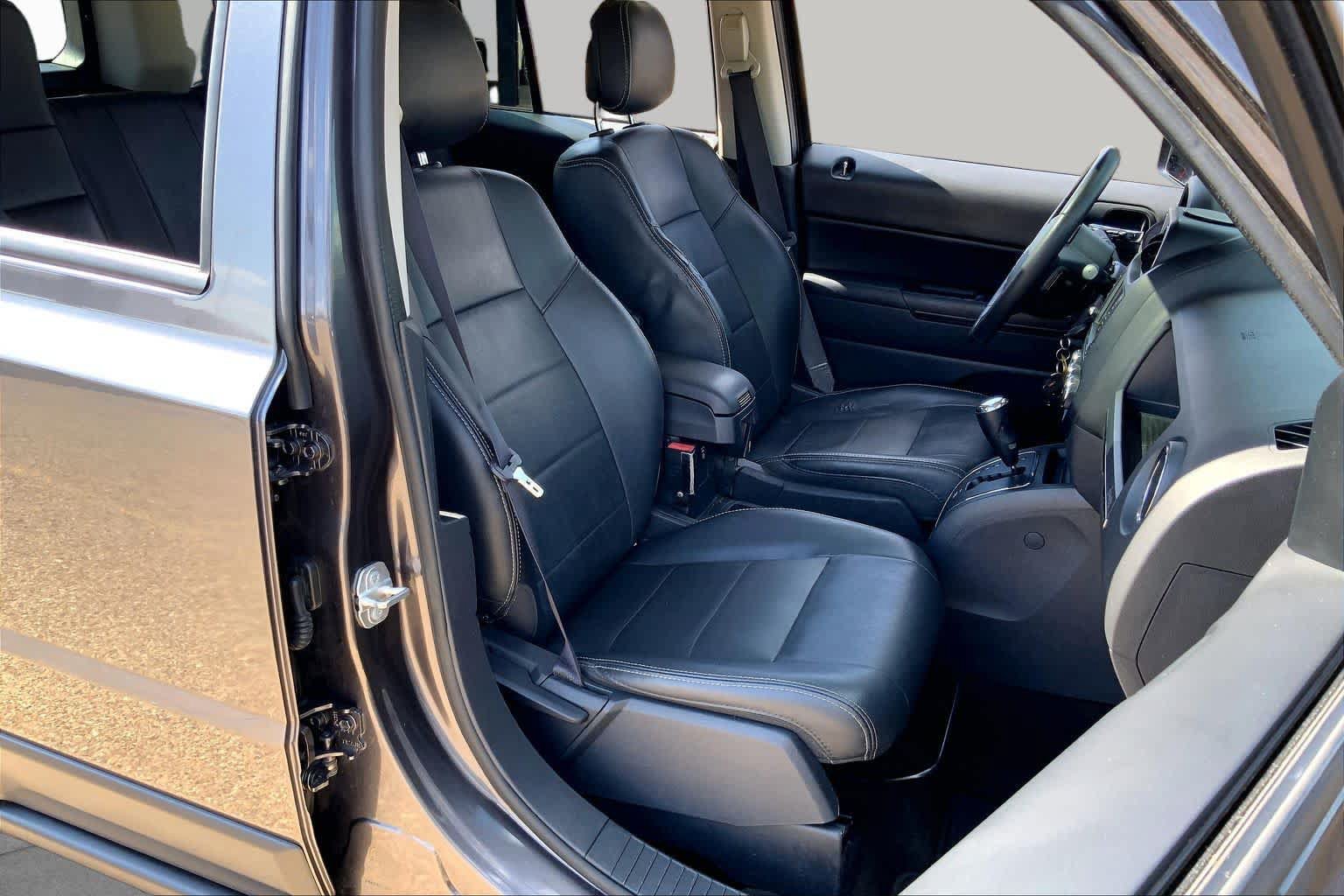 Used 2016 Jeep Patriot High Altitude FWD image 8