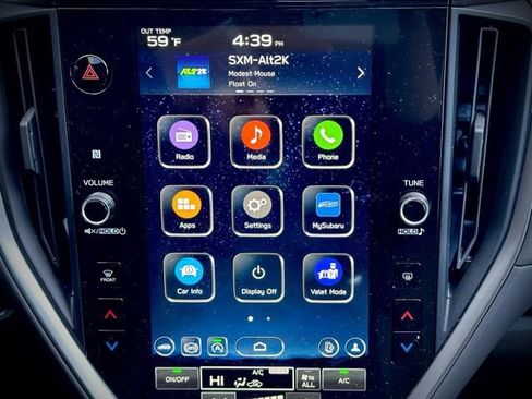 Used 2025 Subaru Crosstrek 2.0i Premium image 12