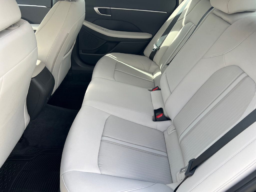 Certified 2025 Hyundai Sonata SEL FWD image 15