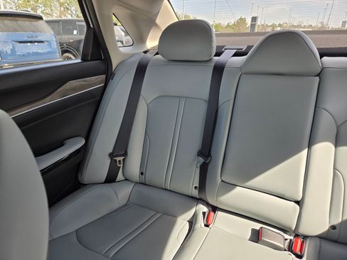 Used 2022 Kia K5 EX image 12