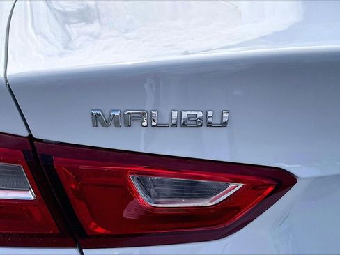 Used 2024 Chevrolet Malibu LS image 23