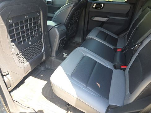 Used 2022 Ford Bronco Black Diamond AWD/4WD image 14