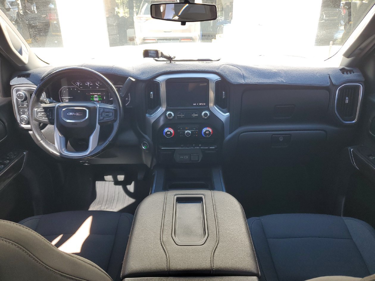 Used 2022 GMC Sierra 1500 Elevation w/ LPO, Elevation Black Package AWD/4WD image 11