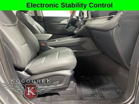 New 2026 Ford Explorer Active w/ Active Comfort Package AWD/4WD image 23