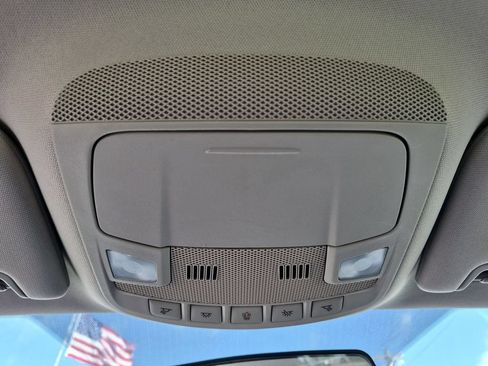 Used 2018 Ford Fusion SE w/ Fusion SE Technology Package FWD image 32