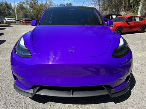 Used 2024 Tesla Model Y Performance image 3
