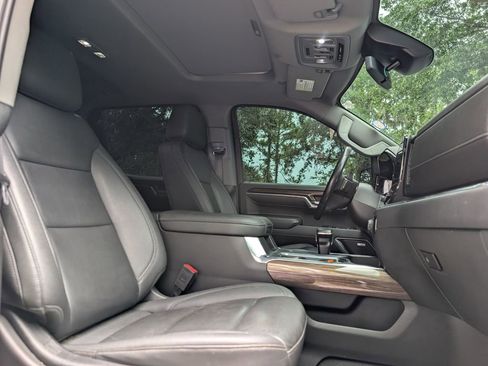 Used 2022 Chevrolet Silverado 1500 LT Trail Boss w/ LT Trail Boss Premium Package AWD/4WD image 23