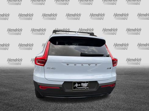 Certified 2026 Volvo XC40 B5 Plus w/ Protection Package Premier AWD/4WD image 9