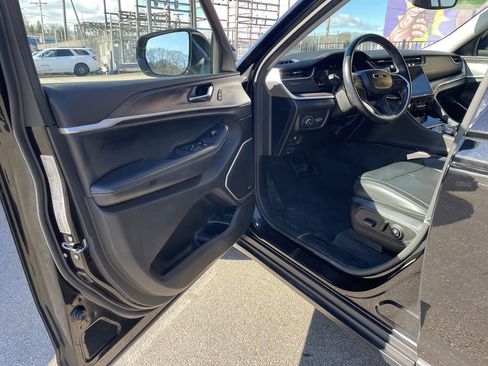 Used 2021 Jeep Grand Cherokee L Limited image 14