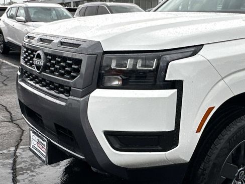 New 2026 Nissan Frontier SV w/ SV Convenience Package image 8