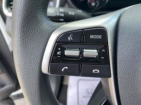 Used 2020 Kia Sorento LX AWD/4WD image 17