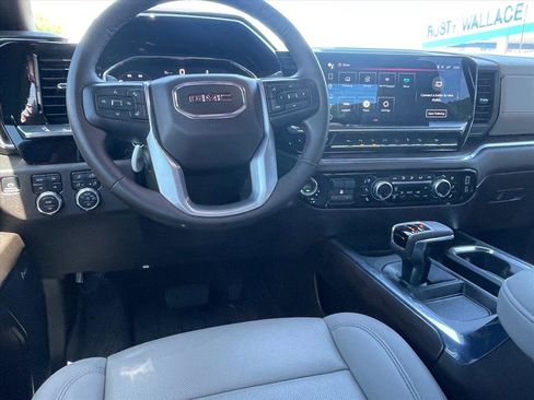 Used 2024 GMC Sierra 1500 SLT w/ SLT Premium Plus Package AWD/4WD image 10