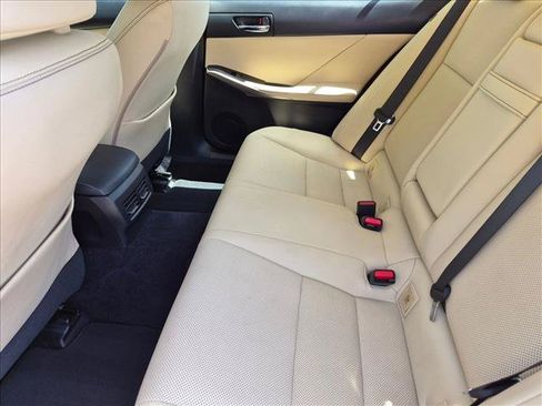 Used 2014 Lexus IS 250 w/ Navigation Package RWD image 18