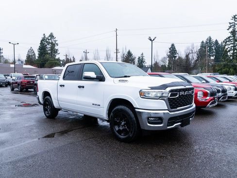 Used 2025 RAM 1500 Big Horn image 24