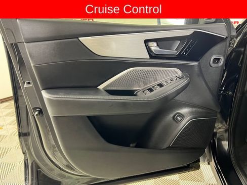 Used 2023 Acura MDX SH-AWD w/ Technology Package image 12