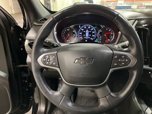 Certified 2022 Chevrolet Traverse Premier w/ Redline Edition image 24