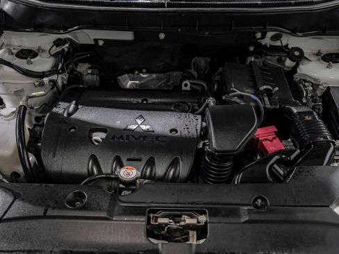 Used 2018 Mitsubishi Outlander Sport SE image 41