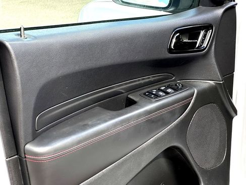 Used 2024 Dodge Durango GT image 9