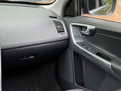 Used 2014 Volvo XC60 T6 AWD/4WD image 28
