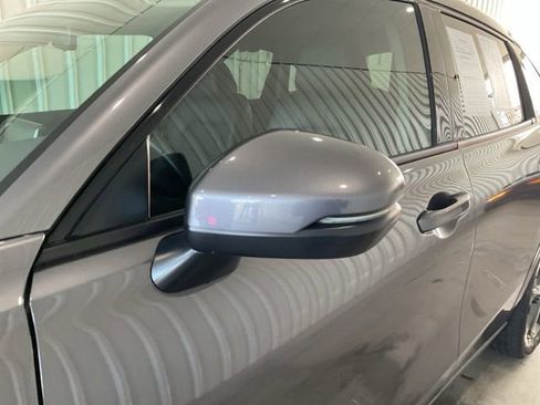 Certified 2024 Honda HR-V EX-L image 3