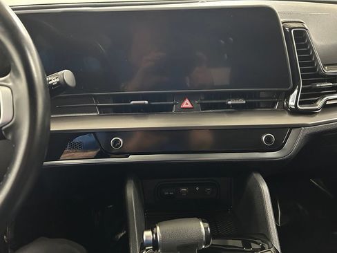 Used 2023 Kia Sportage EX FWD image 19